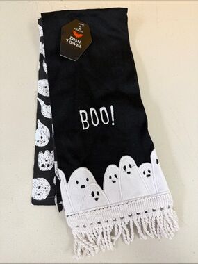 Halloween Ghost 'Boo!' Towels - Black & White 2 pieces kitchen decor embroidered